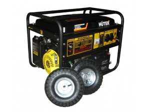 Бензиновый генератор HUTER DY6500LX с колёсами и аккумулятором